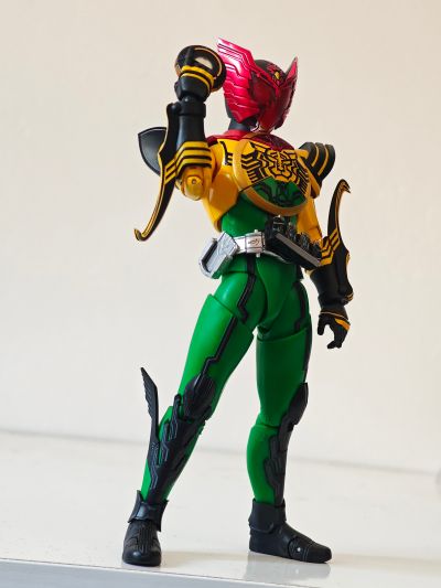 S.H.Figuarts(真骨雕制法) 假面骑士卌骑与欧兹 电影大战 超级激战 假面骑士欧兹 超级鹰虎蝗联组