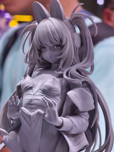 兔耳耳机 露露姆