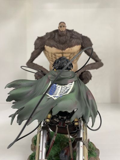 POP UP PARADE 进击的巨人 吉克·耶格尔 兽之巨人形态 L尺寸