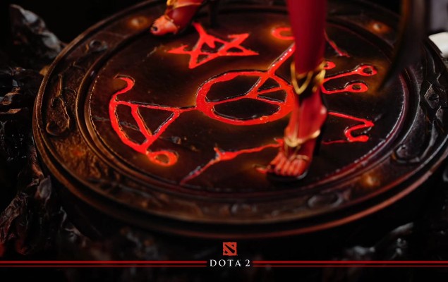 DOTA2 痛苦女王 魔廷新尊（红色）