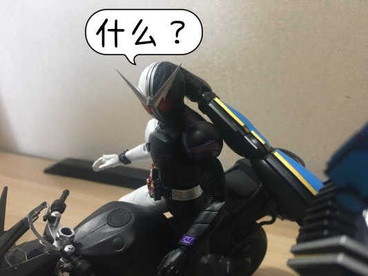 S.H.Figuarts 颅骨硬汉摩托