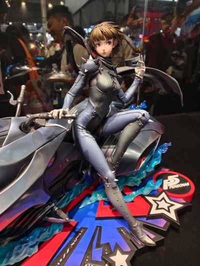 女神异闻录5 新岛真 与 琼安