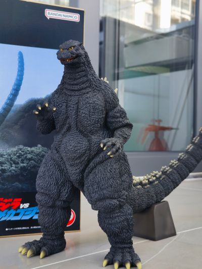 东宝30厘米系列 酒井裕司造型杰作 哥斯拉大战机械哥斯拉2 哥斯拉1993 铃鹿山中的英姿