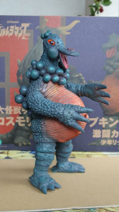 大怪兽系列 泰罗奥特曼 科斯莫利基德 与 莱布王 激战配色