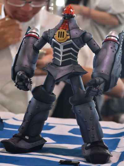 胜利女神：妮姬 布兰儿