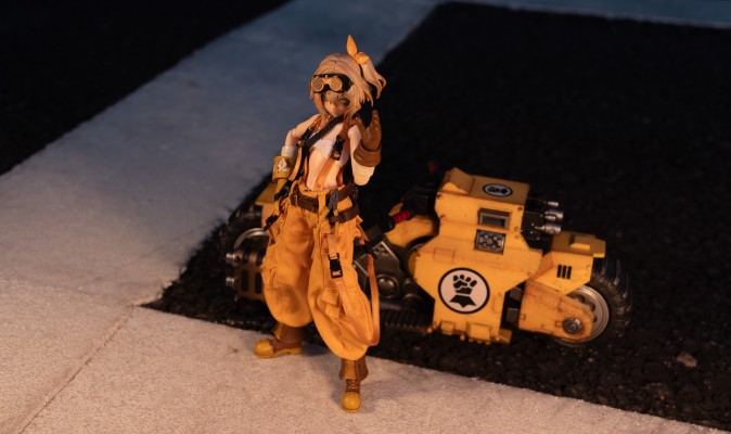 战锤40000 帝国之拳 掠夺者型战斗摩托