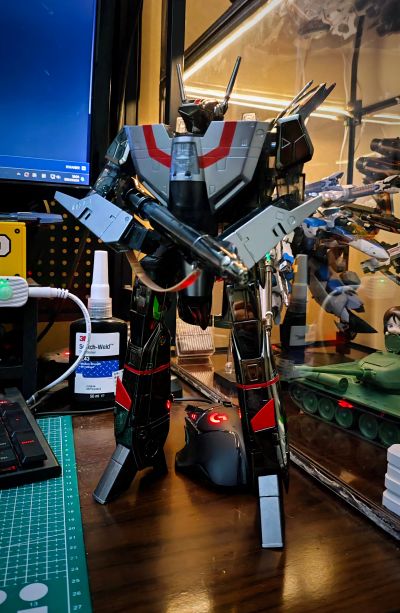 DX超合金   VF-1J 女武神 超合金50周年纪念款