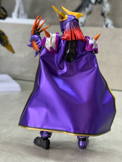 S.H.Figuarts 假面骑士霸牛 狂热僵尸形态