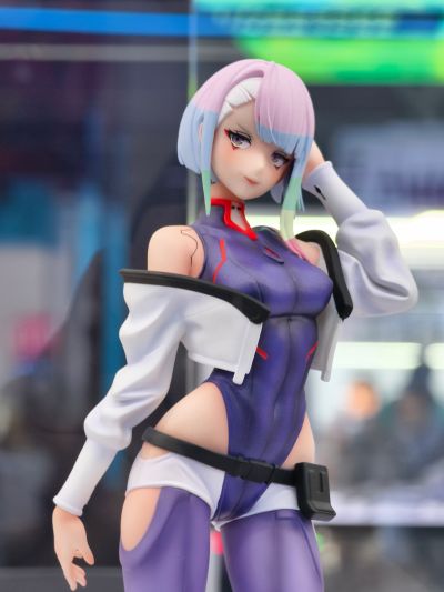 GEE 赛博浪客 露西