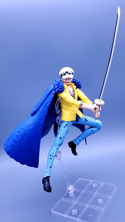 S.H.Figuarts  特拉法尔加·罗 -讨伐鬼之岛-