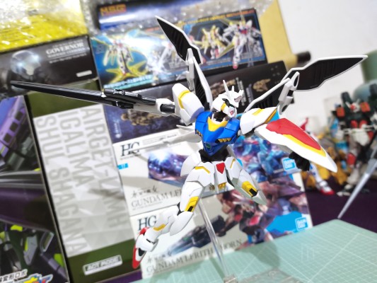 HG  机动战士高达AGE 雷吉鲁斯高达