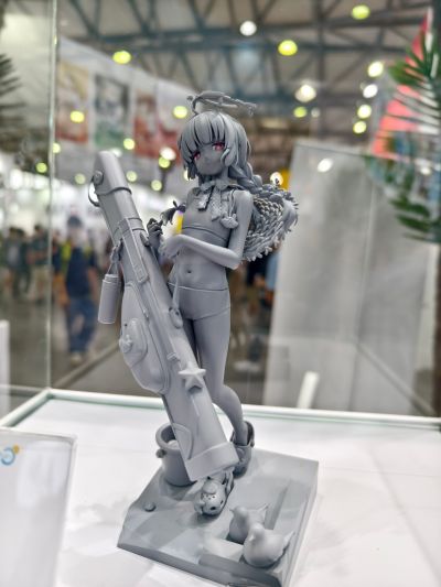 蔚蓝档案 霞泽美游（泳装）