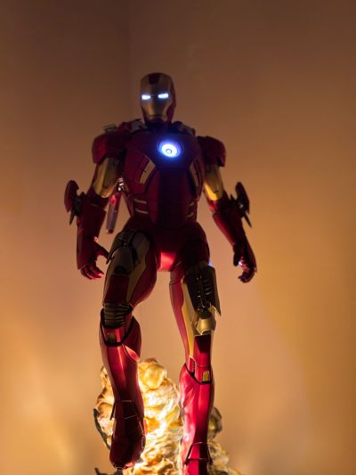 漫威 钢铁侠 7号装甲 全身像