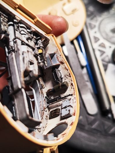 35146 1/35 德国  虎式 重型坦克 I 后期生产型