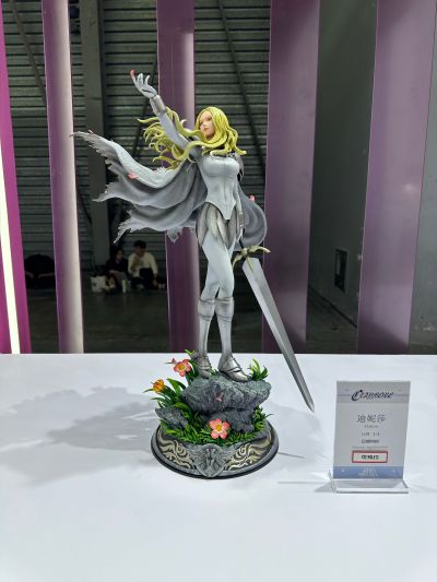 大剑 迪妮莎