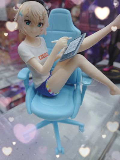 身为VTuber的我因为忘记关台而成了传说 彩真白 玩具人偶