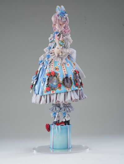 爱丽丝梦游仙境 爱丽丝