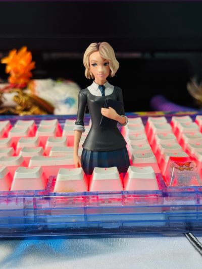 SV-Action 蜘蛛侠：平行宇宙 蜘蛛格温+蜘猪侠