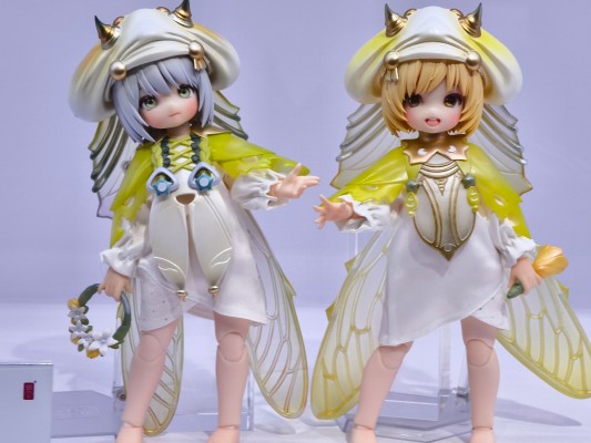 CICADAS GIRL 伊洛 与 伊斯