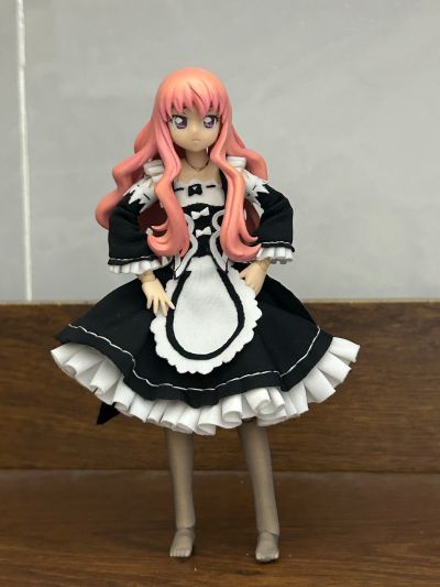 GUTTOKURU人形收藏系列33 零之使魔 露易丝 通常版