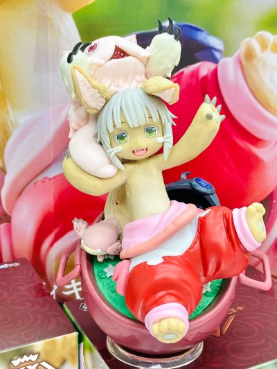 艺术家杰作+  来自深渊 烈日黄金乡  娜娜奇〜我的宝藏啊〜