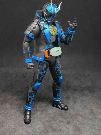 S.H.Figuarts 假面骑士魂骑 平成世代版