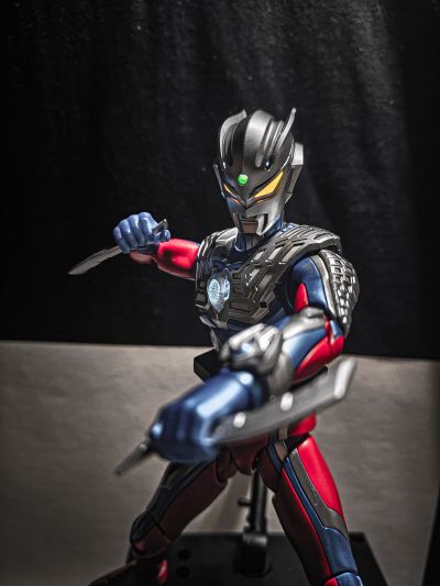 布鲁可超动积木人传奇周年版 赛罗奥特曼