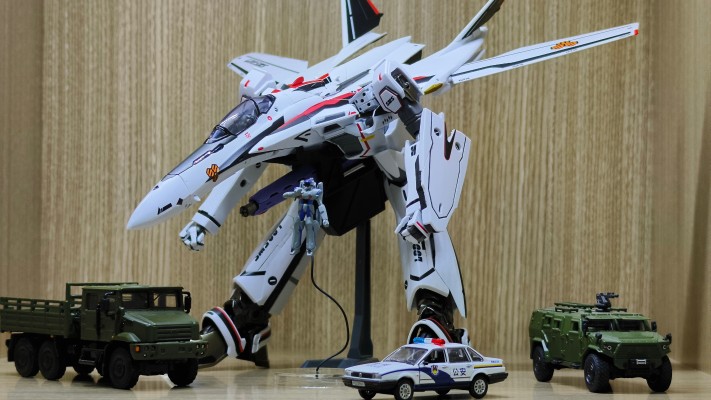 DX超合金 超时空要塞F VF-25F 超级弥赛亚女武神（早乙女有人专用） 重生版