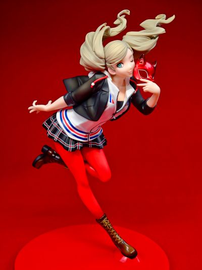 女神异闻录5皇家版 高卷杏 校服