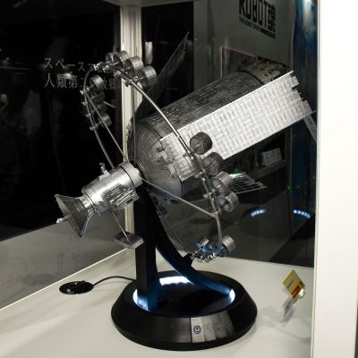 太空殖民卫星七号 第一版