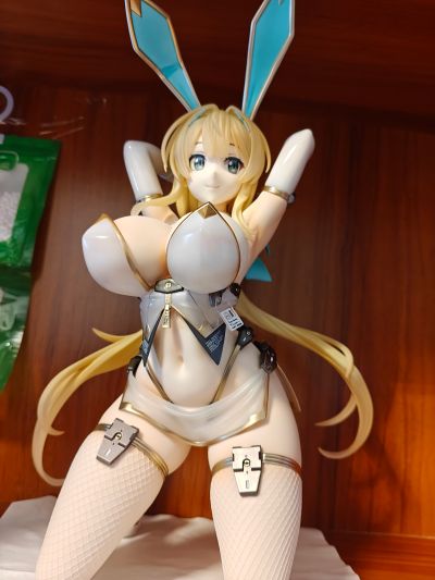 克拉莉丝·L·莉普斯托普