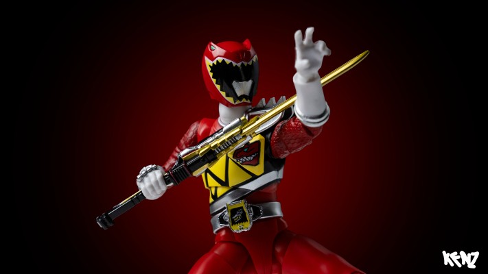 S.H.Figuarts(真骨雕制法)  兽电战队强龙者 强龙红