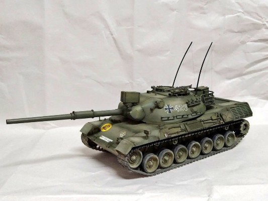 35064 1/35 联邦德国 豹式 主战坦克