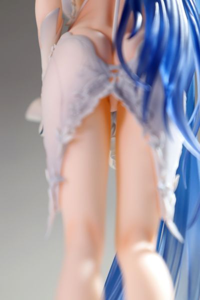 这一天总算来了 指挥官❤——花园 白雪之仪