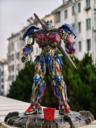 AMK PRO系列 变形金刚5：最后的骑士 擎天柱