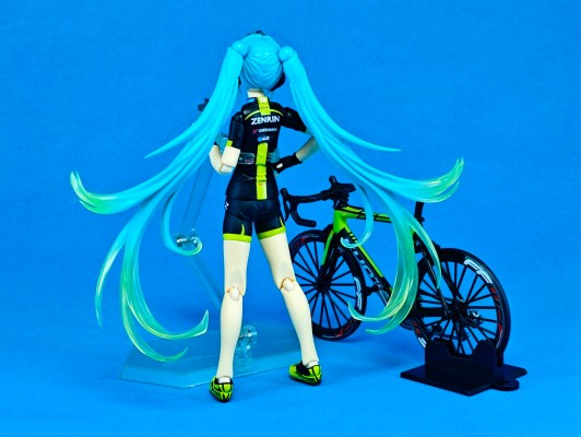 figma #307 GSR 初音未来 赛车2015 TeamUKYO应援Ver.