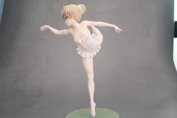 芭蕾少女 森罗万象虫洞吞噬者马克三