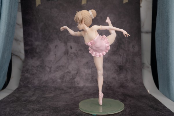 芭蕾少女 森罗万象虫洞吞噬者马克三