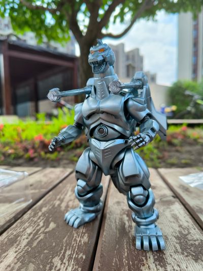 S.H.MonsterArts 哥斯拉大战机械哥斯拉2 机械哥斯拉（1993）+迦楼罗+火焰拉顿 幕张决战版