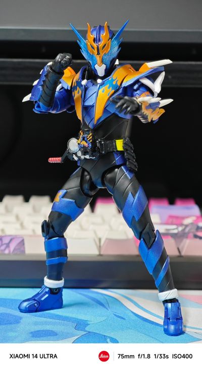 S.H.Figuarts 假面骑士克罗兹 平成世代版