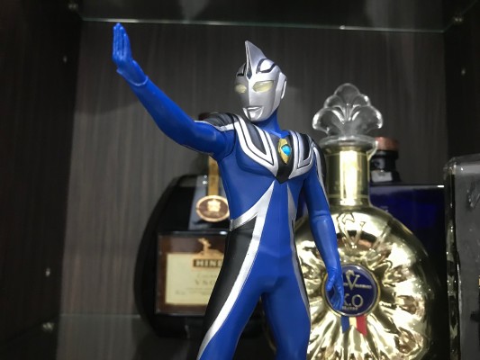 英雄勇像 盖亚奥特曼 阿古茹奥特曼 V1型 A款