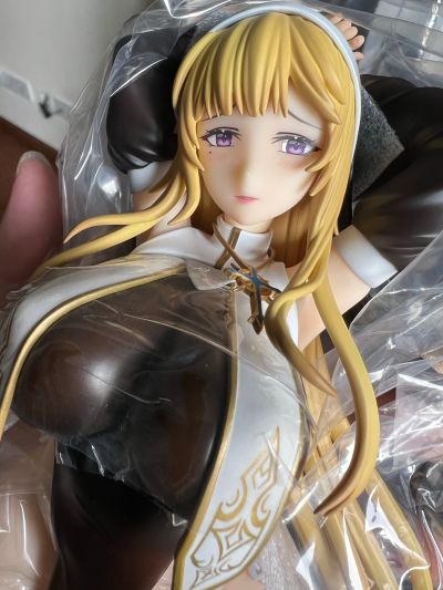 修女·普莉希拉