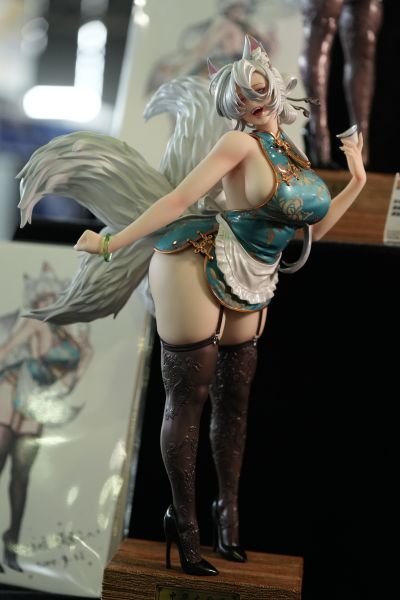 中华大厨娘—白狐 烟雨绿