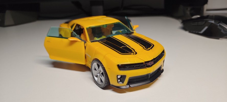 变形金刚 ムービー RA-21 バンブルビー＆サム・ウィトウィッキー