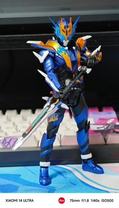 S.H.Figuarts 假面骑士克罗兹 平成世代版