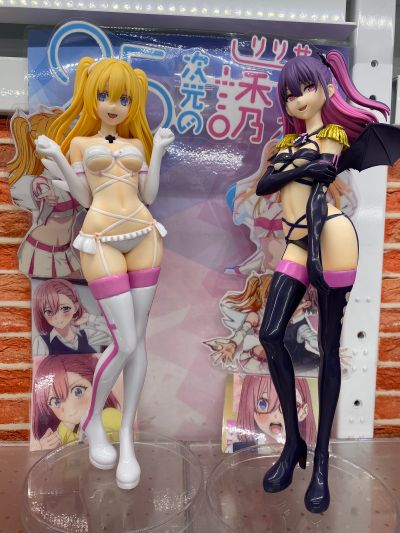 2.5次元的诱惑 独特魅力  美莉艾拉 卫生小队造型