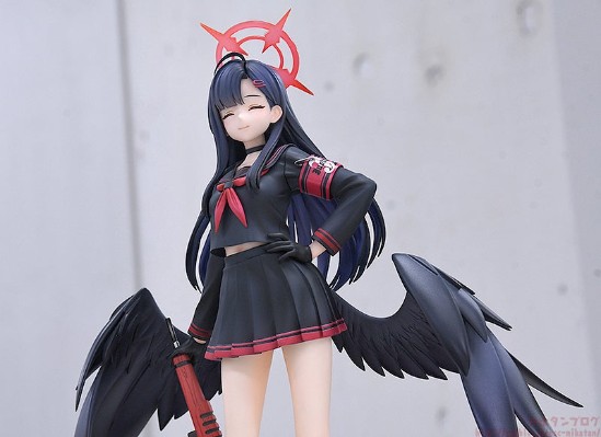 蔚蓝档案 仲正一花