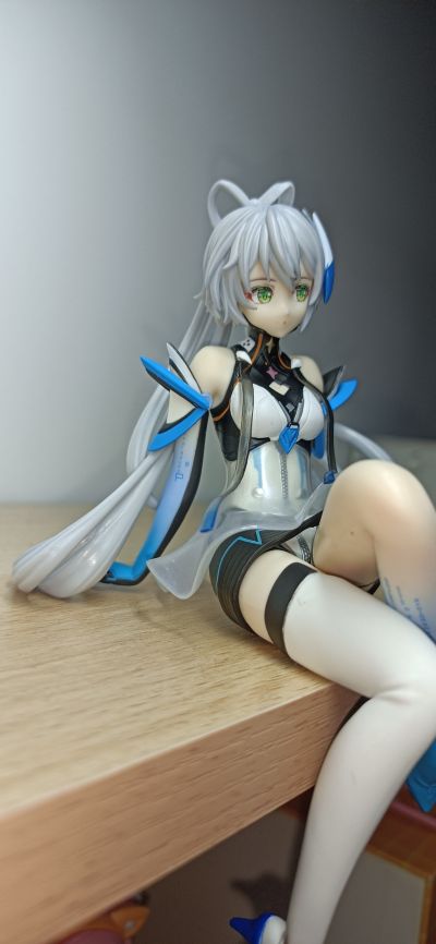 虚拟歌手洛天依系列  压泡面人偶 -洛天依·代号洛天依-