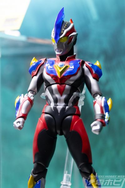 S.H.Figuarts  银河维克特利奥特曼