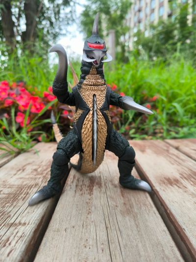 S.H.MonsterArts  地球攻击命令 哥斯拉对盖刚 盖刚(1972)